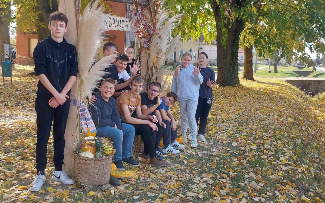 Šetnja sedmih razreda parkom u Čađavici