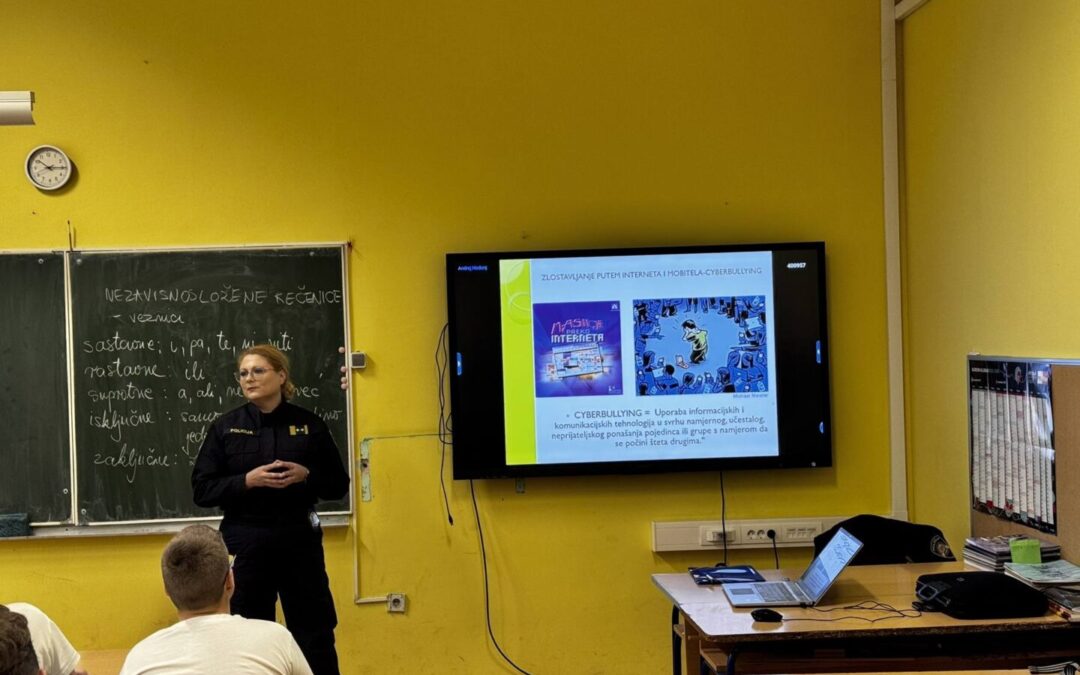 Predavanje policije o sigurnosti na internetu za učenike 7. i 8. razreda