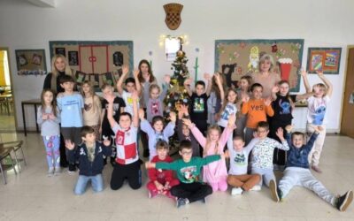 Božićna čestitka iz naše škole