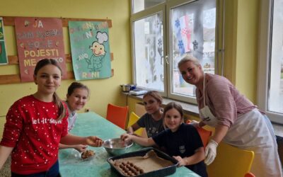 Projekt “Da bi starost mogla sjati i naša kaplja pomaže ju tkati” među pobjednicima natječaja Hrvatskog Crvenog križa Razvoj volonterskih programa u OŠ i SŠ u Republici Hrvatskoj